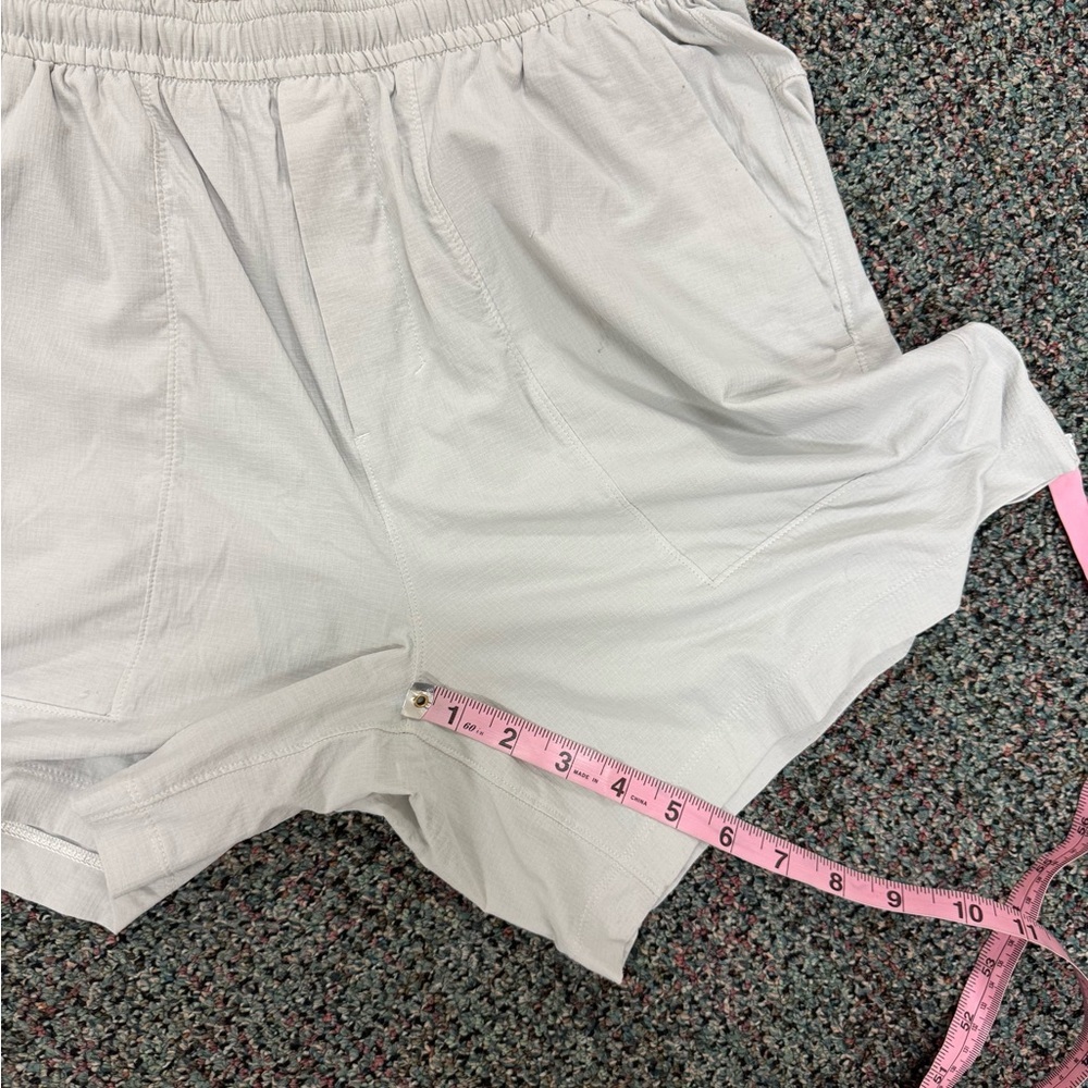 Lululemon Bowline Short 6” Ripstop Grey Size Medium - Picture 4 of 6